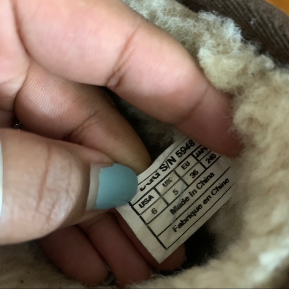 UGG Sunset Boots w/zipper - Picture 5 of 6